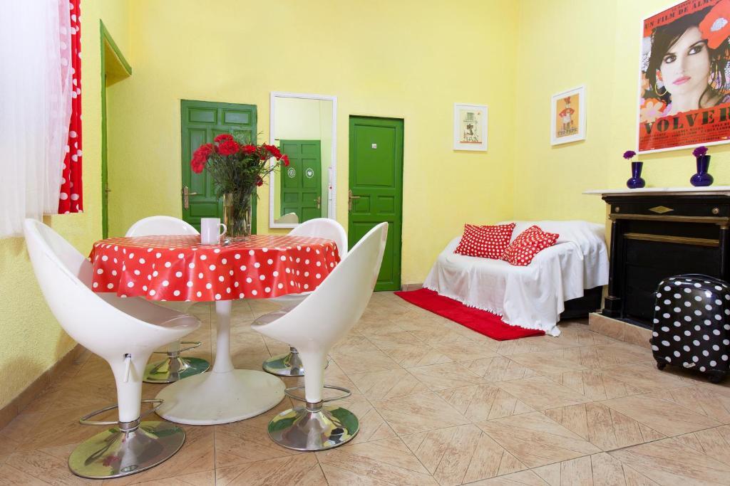 Hostal Bahia Madrid Ngoại thất bức ảnh